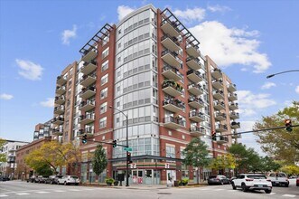 Building Photo - 1201 W Adams St Building Photo - 1201 W Adams St