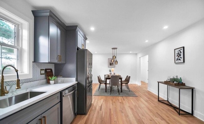 Foto del edificio - 9535 Fort Foote Rd