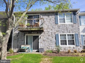 Building Photo - 14 Coral Tree Ct