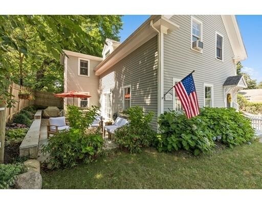 Building Photo - 7 Hersey St