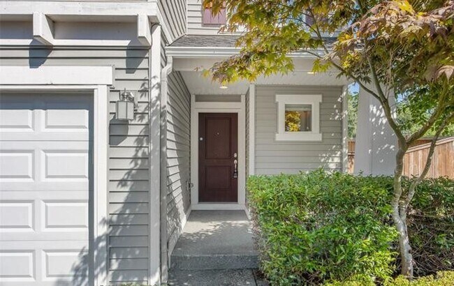 Foto del edificio - Updated 3 bedroom, 2.5 bath home in Tacoma!