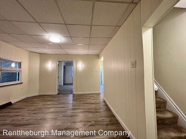 Building Photo - 3 br, 1 bath House - 1406 Fernleaf