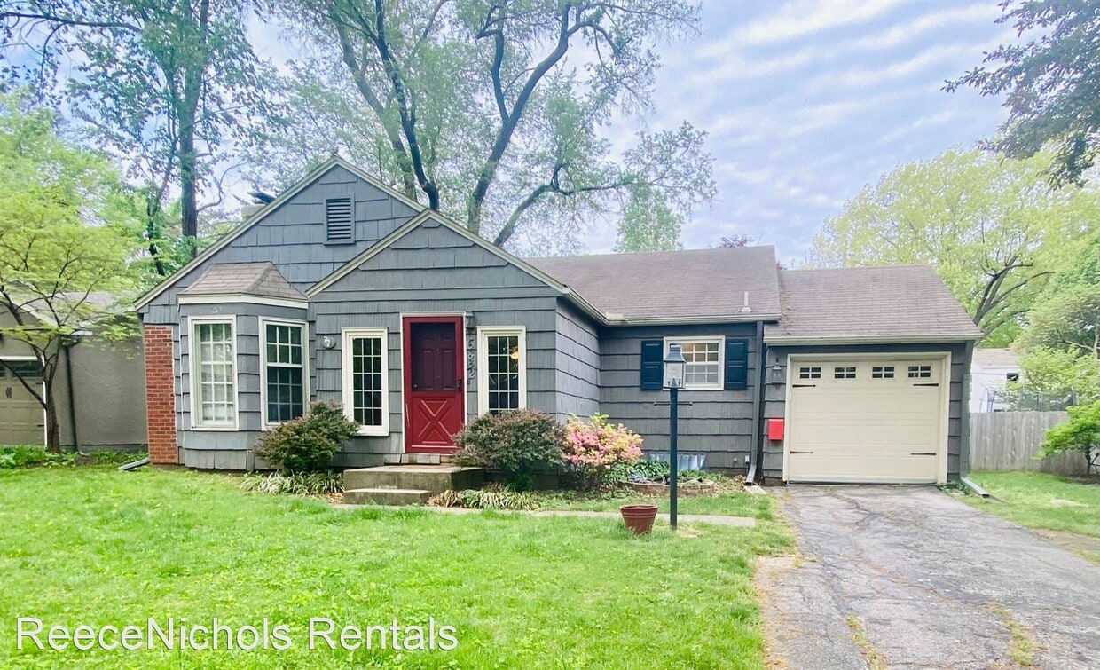 Primary Photo - 2 br, 1 bath House - 6832 Fontana