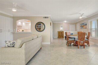 Building Photo - 2880 Gulf Shore Blvd N