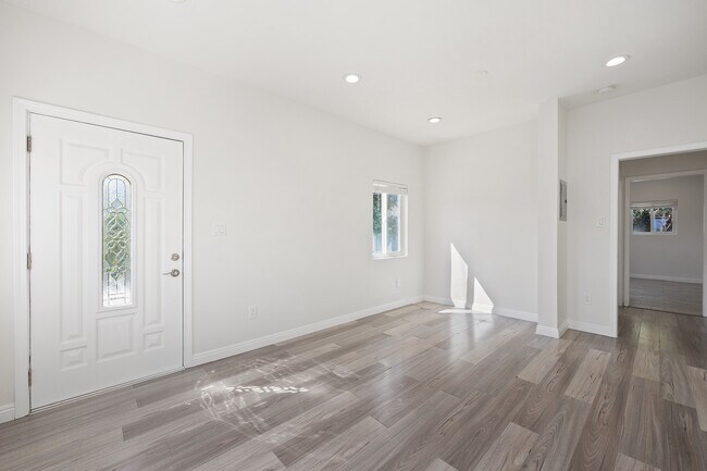 Foto del edificio - 1009 Tremont St