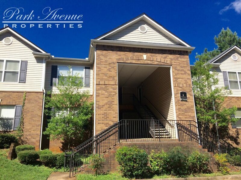 2203 Par 3 Way, Lithonia, GA 30038 Condo for Rent in Lithonia, GA