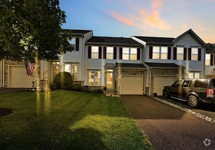 Building Photo - 246 S Savanna Dr