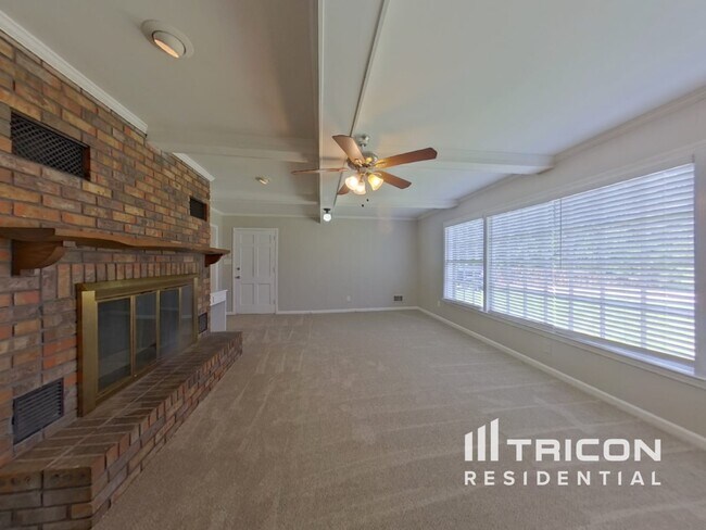Building Photo - 330 Rivertown Rd