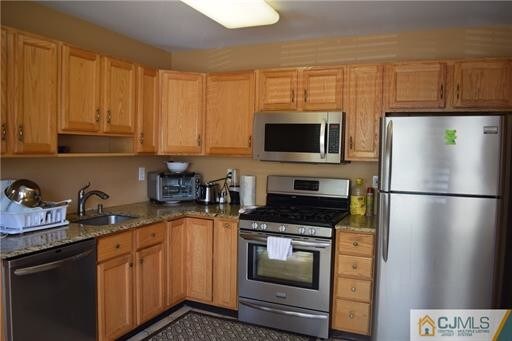 Building Photo - 1603 Cypress Ln