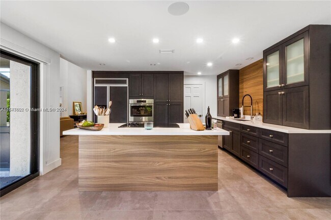 Foto del edificio - 371 Isla Dorada Blvd