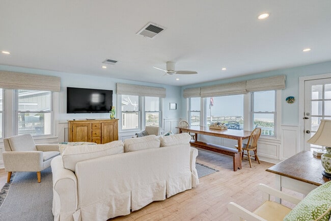 Foto del edificio - 1718 S Fletcher Ave