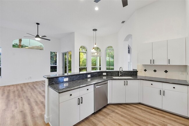 Photo - 22324 Rushmore Pl House