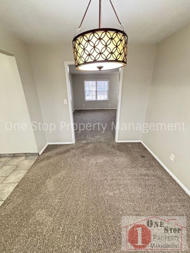 Foto del edificio - 3 Bedroom & 2 Bathroom in Kansas City!