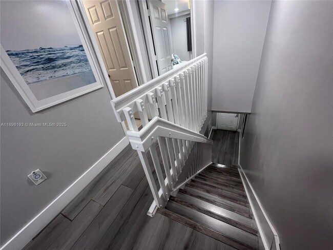 Foto del edificio - 821 SW 2nd St
