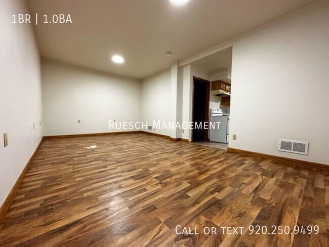 Foto del edificio - Newly Renovated, Spacious 1 Bedroom, 1 Bat...
