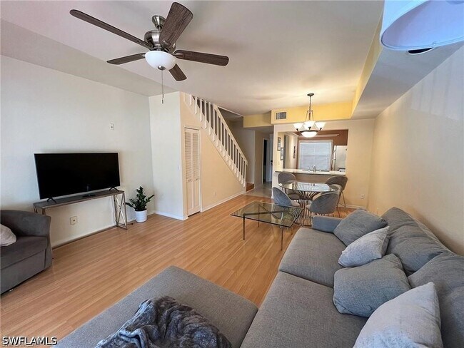 Foto del edificio - 1018 Woodshire Ln