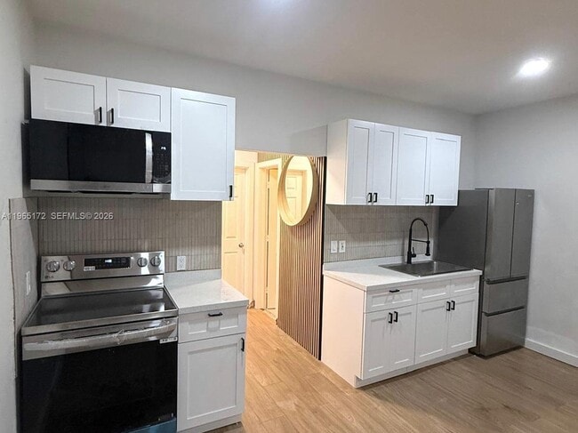 Building Photo - 7734 Abbott Ave