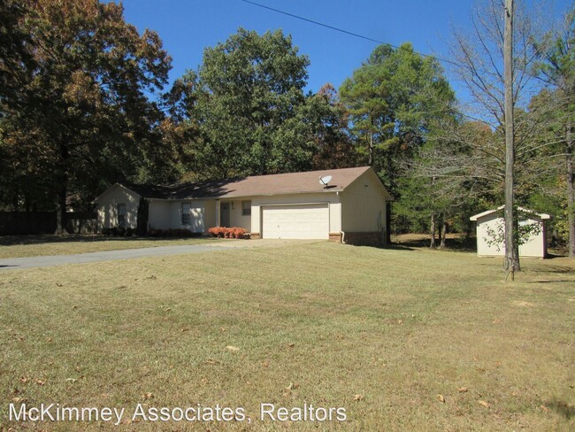 Foto del edificio - 3 br, 2 bath House - 80 Spring Valley Rd