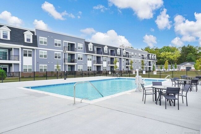 Building Photo - 280 Salmon Brook St