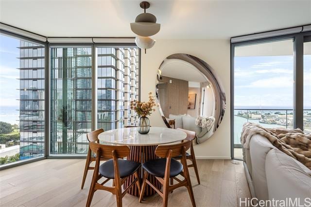 Building Photo - 1000 Auahi St