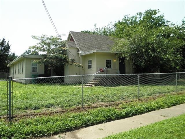 Primary Photo - 620 S Charles St