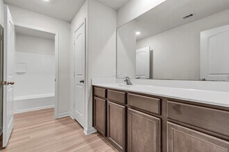 Building Photo - 1017 Misty Patch Dr