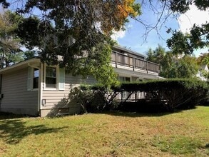 Building Photo - 15 Evelyn Dr