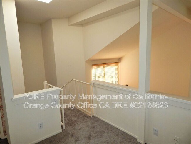 Building Photo - 5032 Dorado Dr