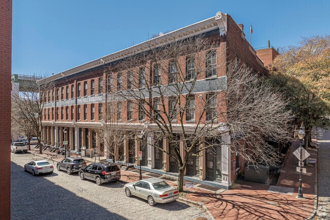 Building Photo - The Hill Building