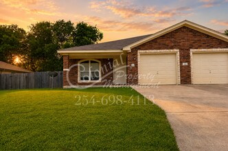Building Photo - 206 Dale Earnhardt Dr