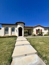 Building Photo - 14236 Pebble Beach Way