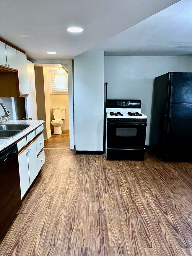 Photo - 127 South 17th Street Apartment