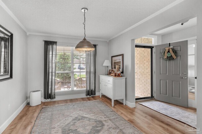 Building Photo - 7667 Marthas Way