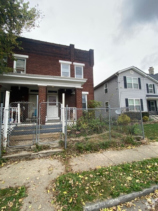 Building Photo - 26-28-28 E Woodrow Ave