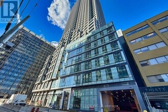 Building Photo - 20 Soudan Ave