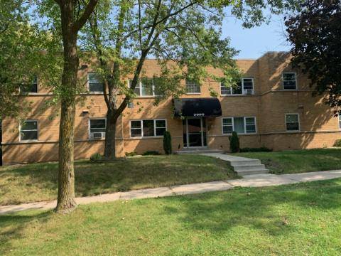 front park of buidling - 3920 N 100th St