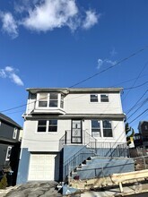 Building Photo - 1500 70th St