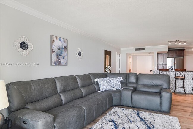 Foto del edificio - 2100 S Ocean Ln