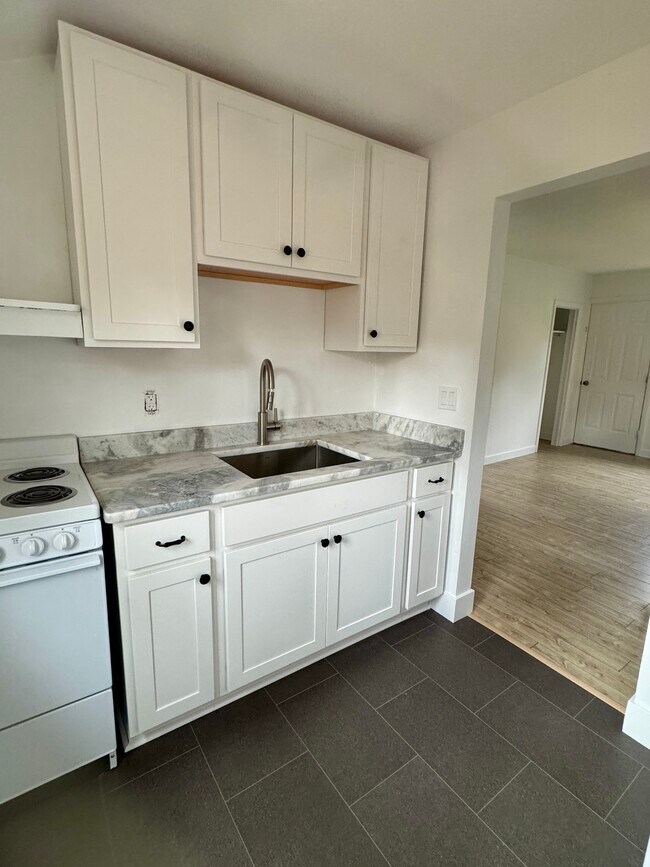 Foto del edificio - 100 Main St