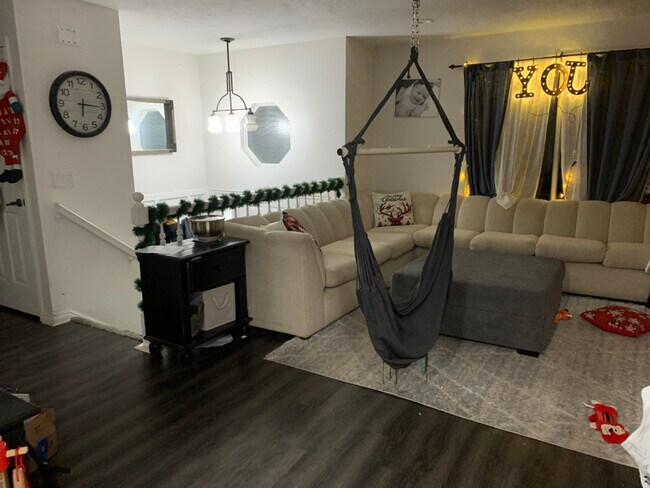 Foto del edificio - 84 S 100 E