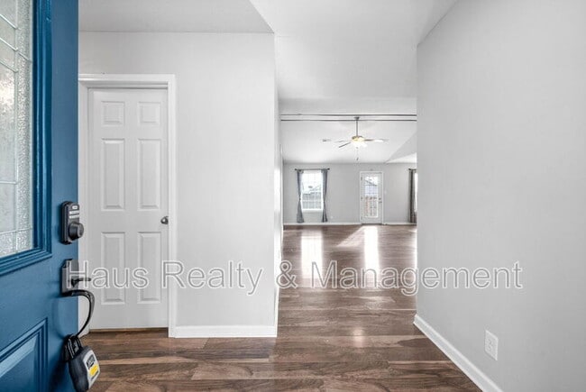 Foto del edificio - 935 Hugh Hunter Rd