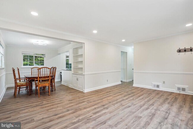 Foto del edificio - 3826 Pickett Ct