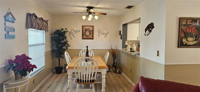 Foto del edificio - 6326 7th Ave W