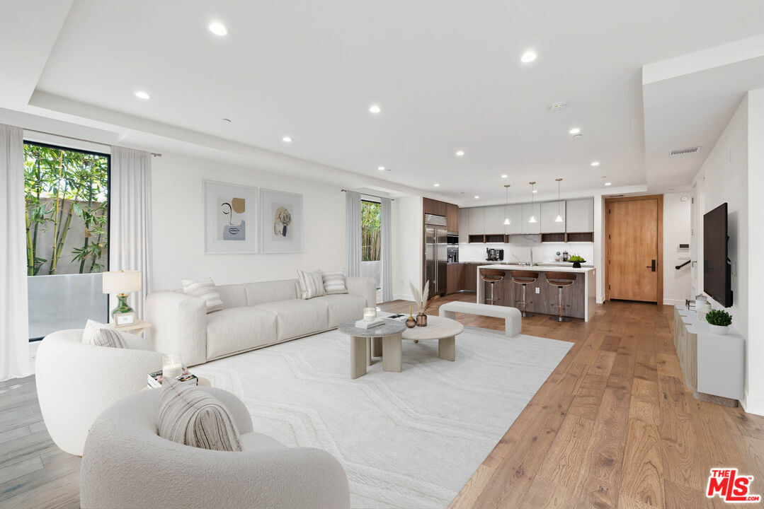 Foto principal - 725 Croft Ave