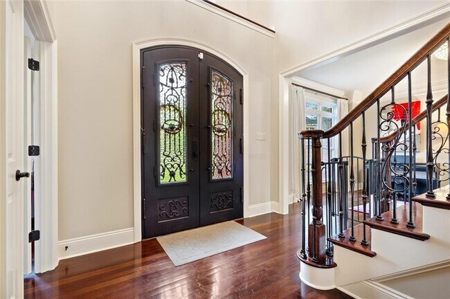 Foto del edificio - 1700 Drayton Ct