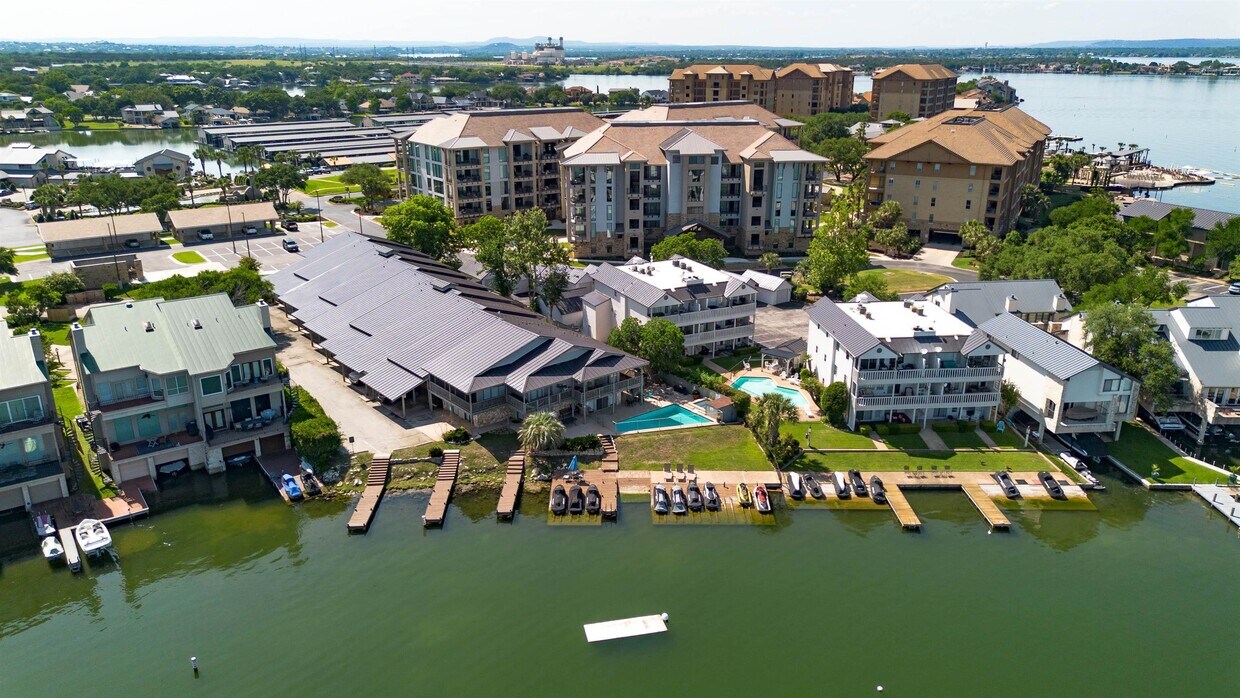 Foto principal - 104 Cove E