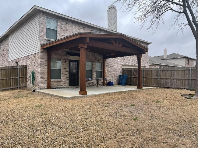 Foto del edificio - 1713 Cliffbrook Dr