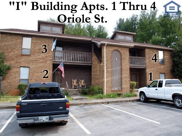 Primary Photo - 419 Oriole Dr
