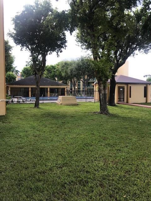Foto del edificio - 11800 SW 18th St