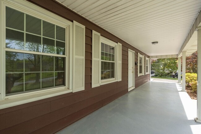 Building Photo - Beautiful 3 bed and 1 bath house in Johnso...